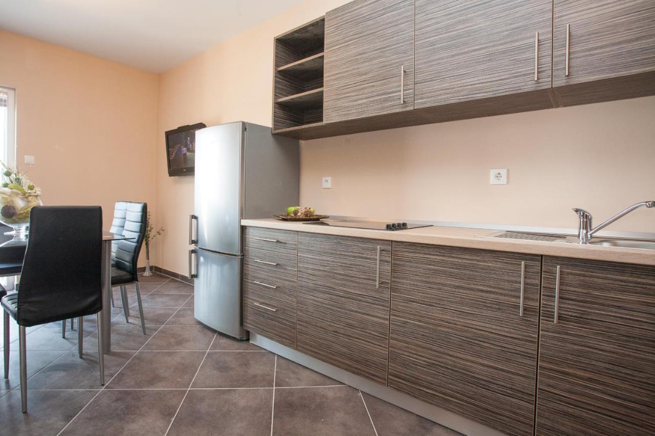 Apartments Tm Крк Экстерьер фото