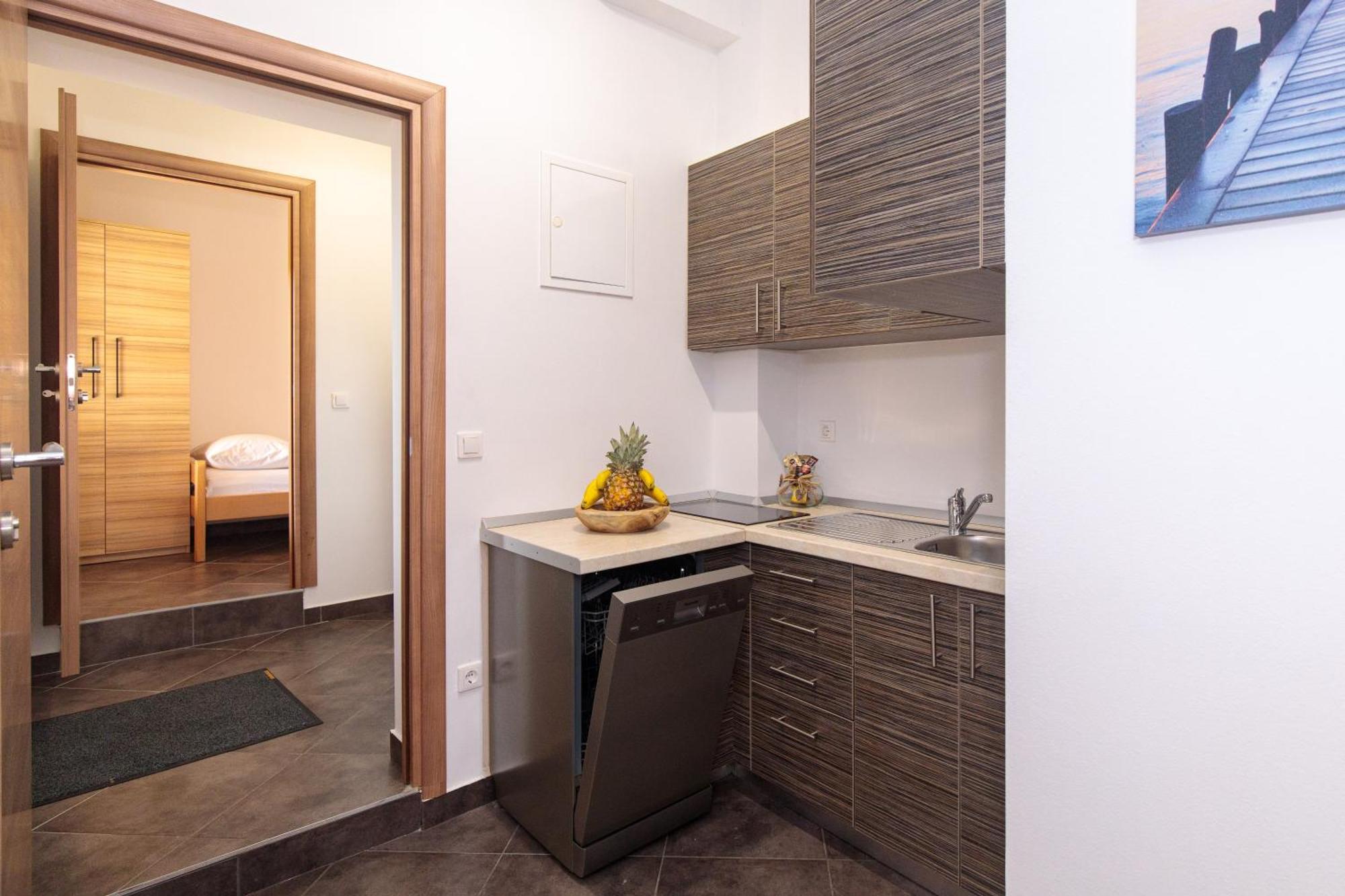 Apartments Tm Крк Экстерьер фото