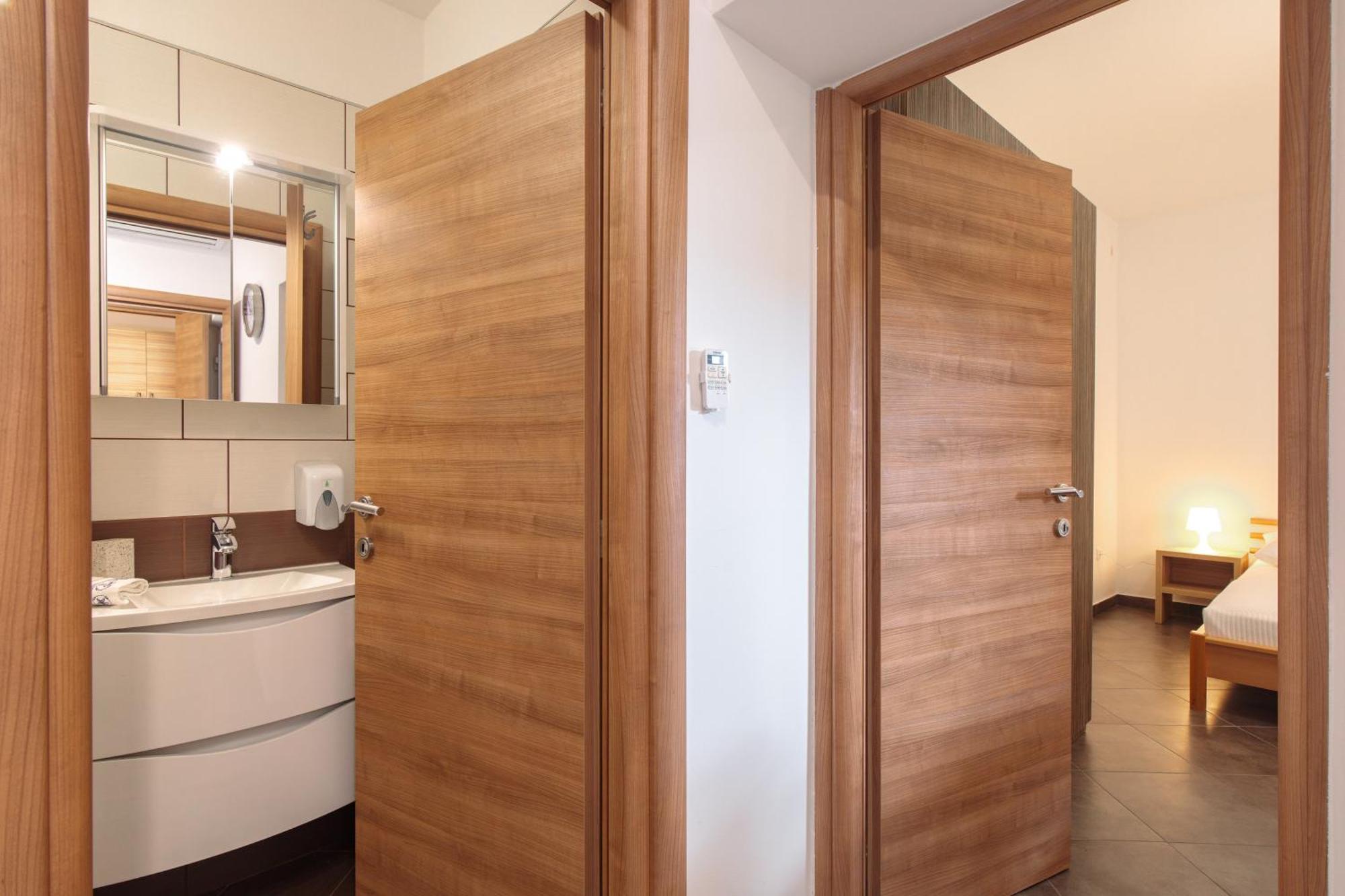 Apartments Tm Крк Экстерьер фото