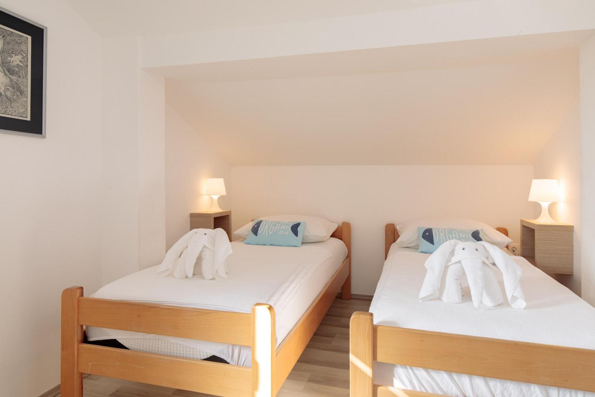 Apartments Tm Крк Экстерьер фото