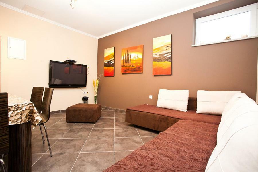 Apartments Tm Крк Экстерьер фото